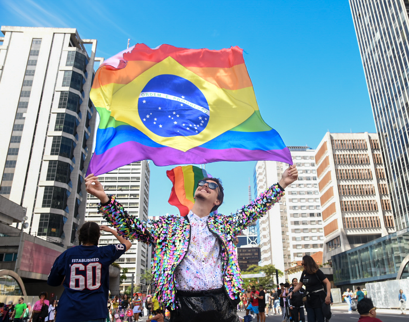 Em 2023, parlamentares estaduais LGBTQIA+ apresentaram 37 PLs que beneficiam a comunidade