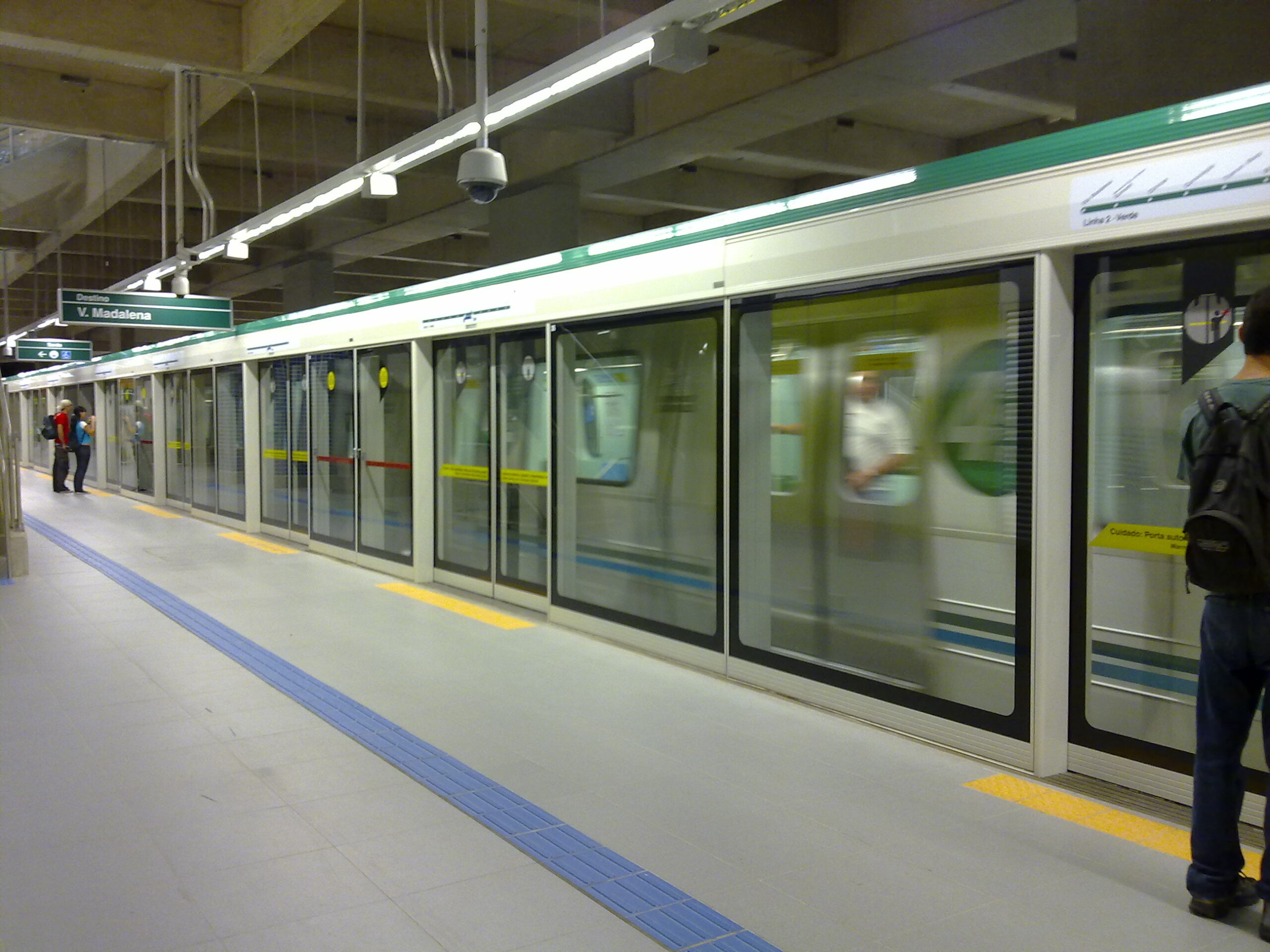 Cortez quer acabar com naming rights e colocar portas de plataforma em todas as estações