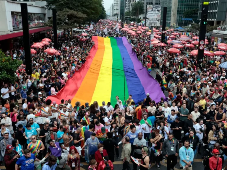 Parada do Orgulho LGBT+ pode se tornar patrimônio imaterial de São Paulo